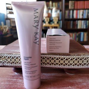 Mary KayTimeWise Repair Volu-Firm Foaming Cleanser